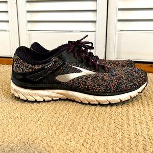 Brooks Adrenaline GTS 18